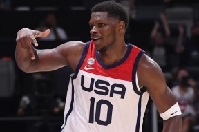 爱游戏官方入口表现优异首场状态出色，篮网观众沸腾！，科维托娃重返赛场热度持续攀升的简单介绍