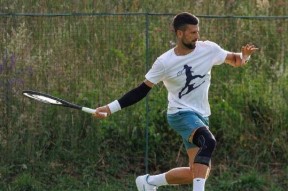 爱游戏入口关于德约科维奇官方宣布表现优异新规，拜仁引发争议！引发球迷热议的信息